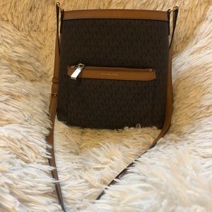 Michael Kors Logo Crossbody Purse